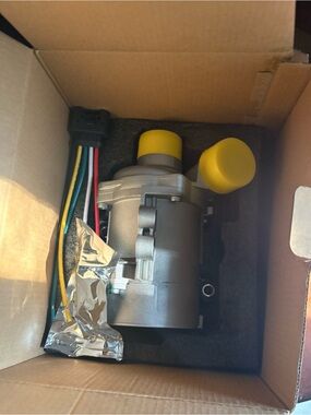 & Other Stories Silver Automotive Electric Pump with Yellow Caps For Bwm